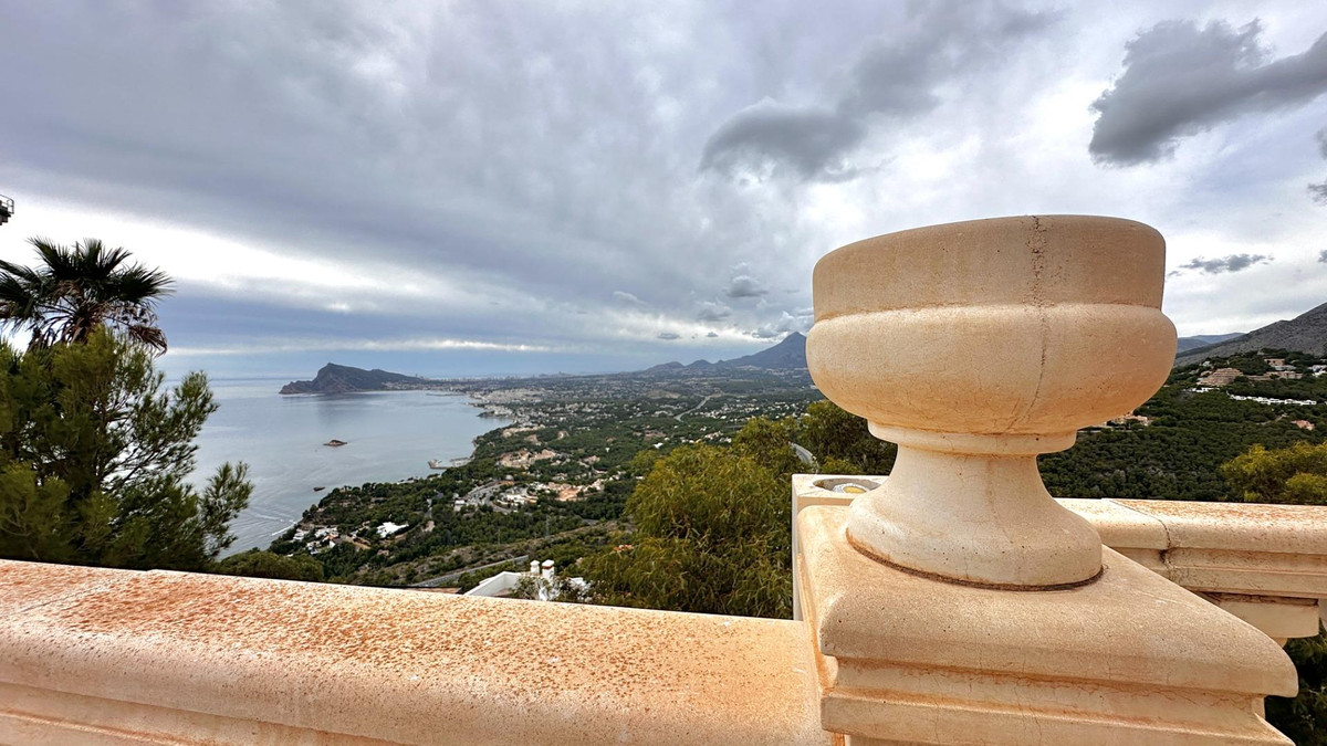 ShowFeedImage House – Bungalow in Altea