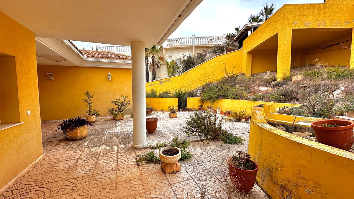 ShowFeedImage House – Bungalow in Altea