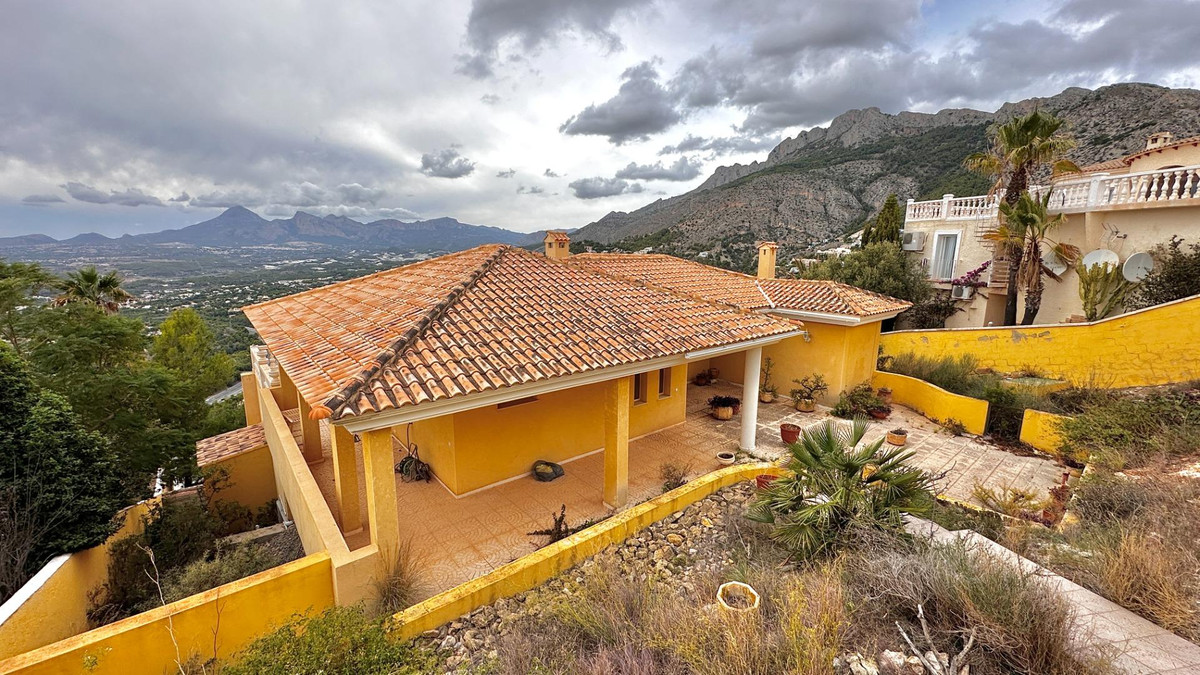 ShowFeedImage House – Bungalow in Altea