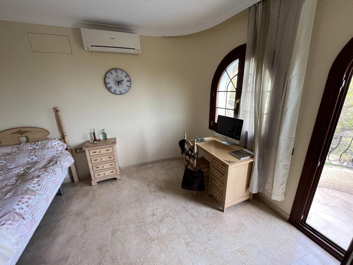 ShowFeedImage House – Bungalow in Altea