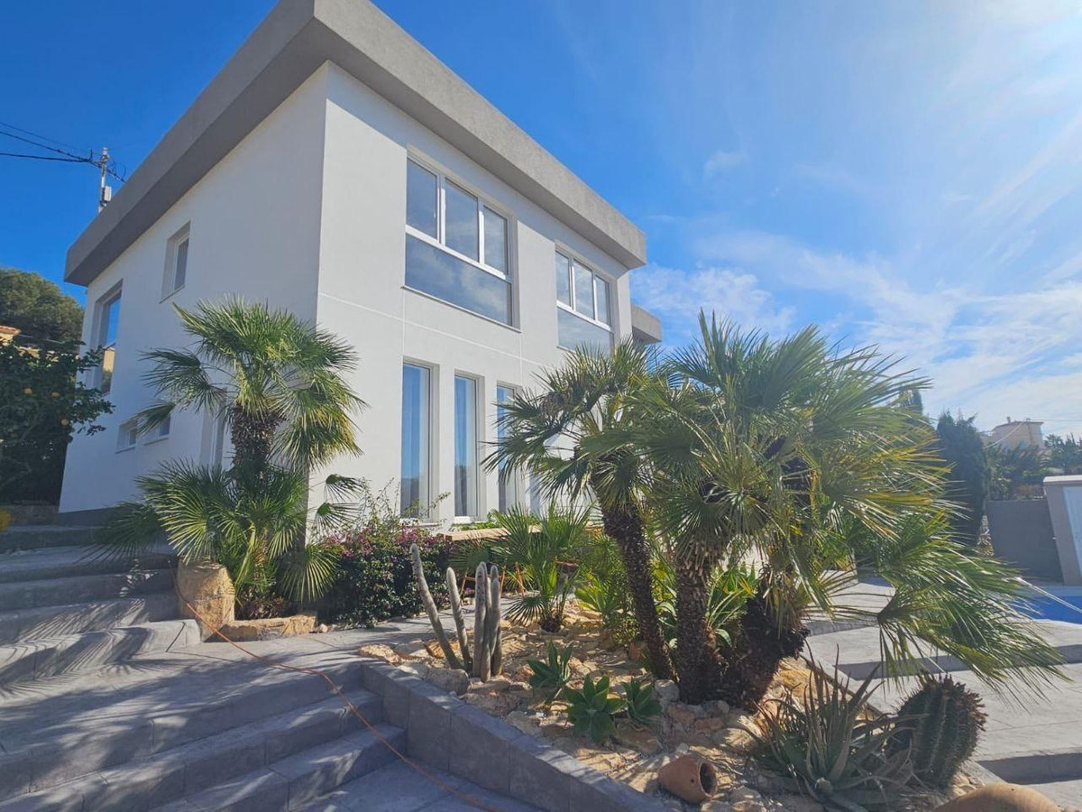 ShowFeedImage House – Bungalow in Calpe