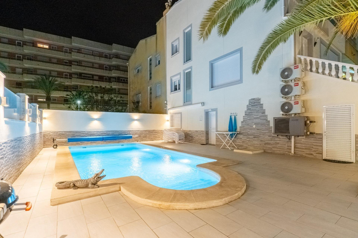 ShowFeedImage House – Townhouse in Orihuela
