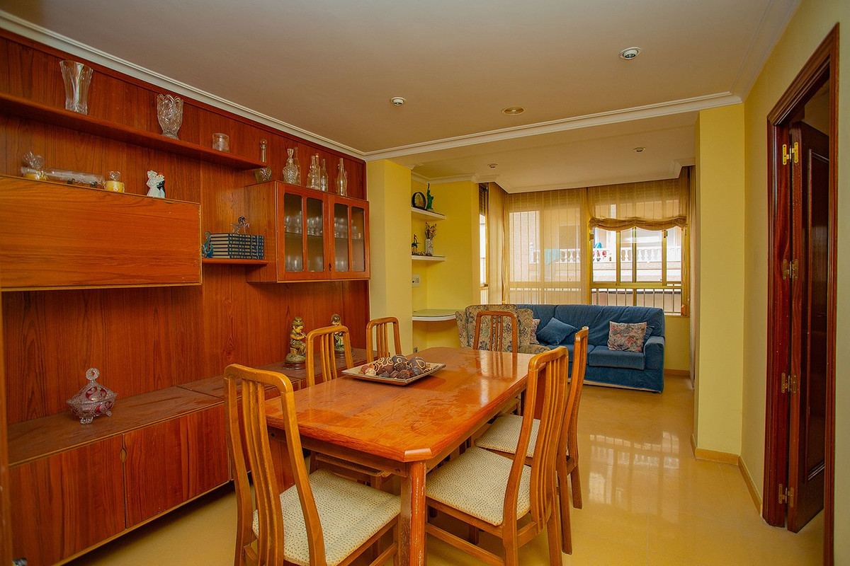 ShowFeedImage Apartment – Middle Floor Apartment in Torrevieja