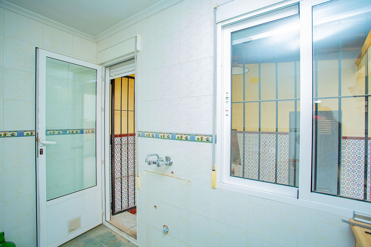 ShowFeedImage Apartment – Middle Floor Apartment in Torrevieja