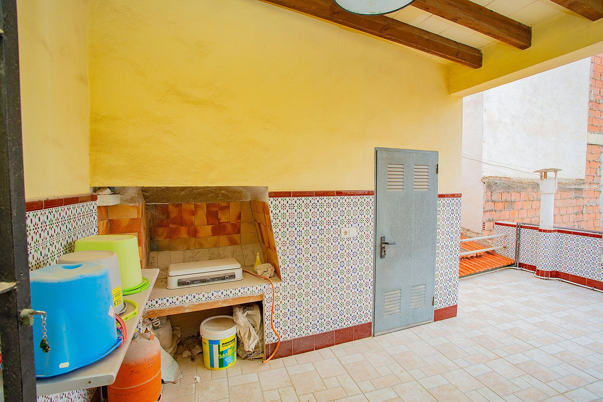 ShowFeedImage Apartment – Middle Floor Apartment in Torrevieja