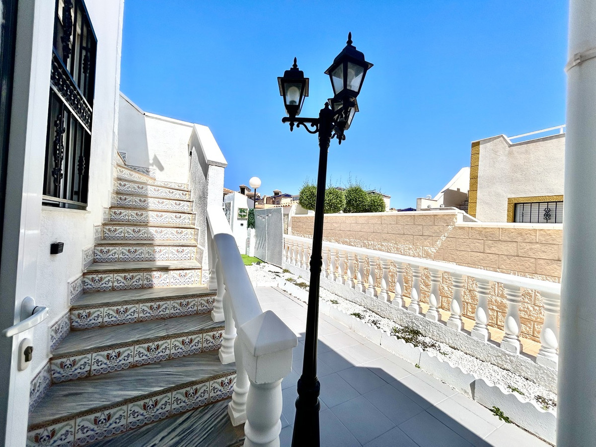 ShowFeedImage House – Townhouse in Orihuela