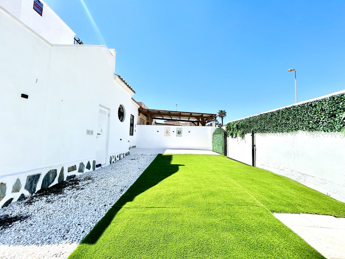 ShowFeedImage House – Townhouse in Orihuela