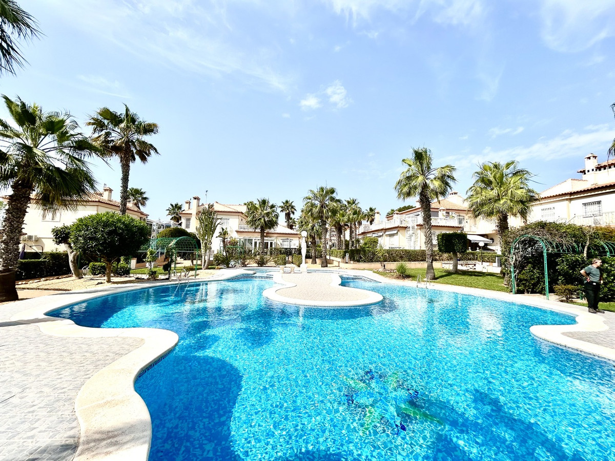 ShowFeedImage Apartment – Middle Floor Apartment in Orihuela