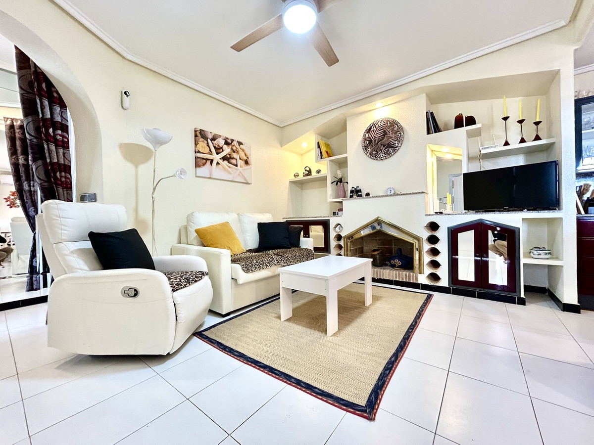 ShowFeedImage Apartment – Middle Floor Apartment in Orihuela