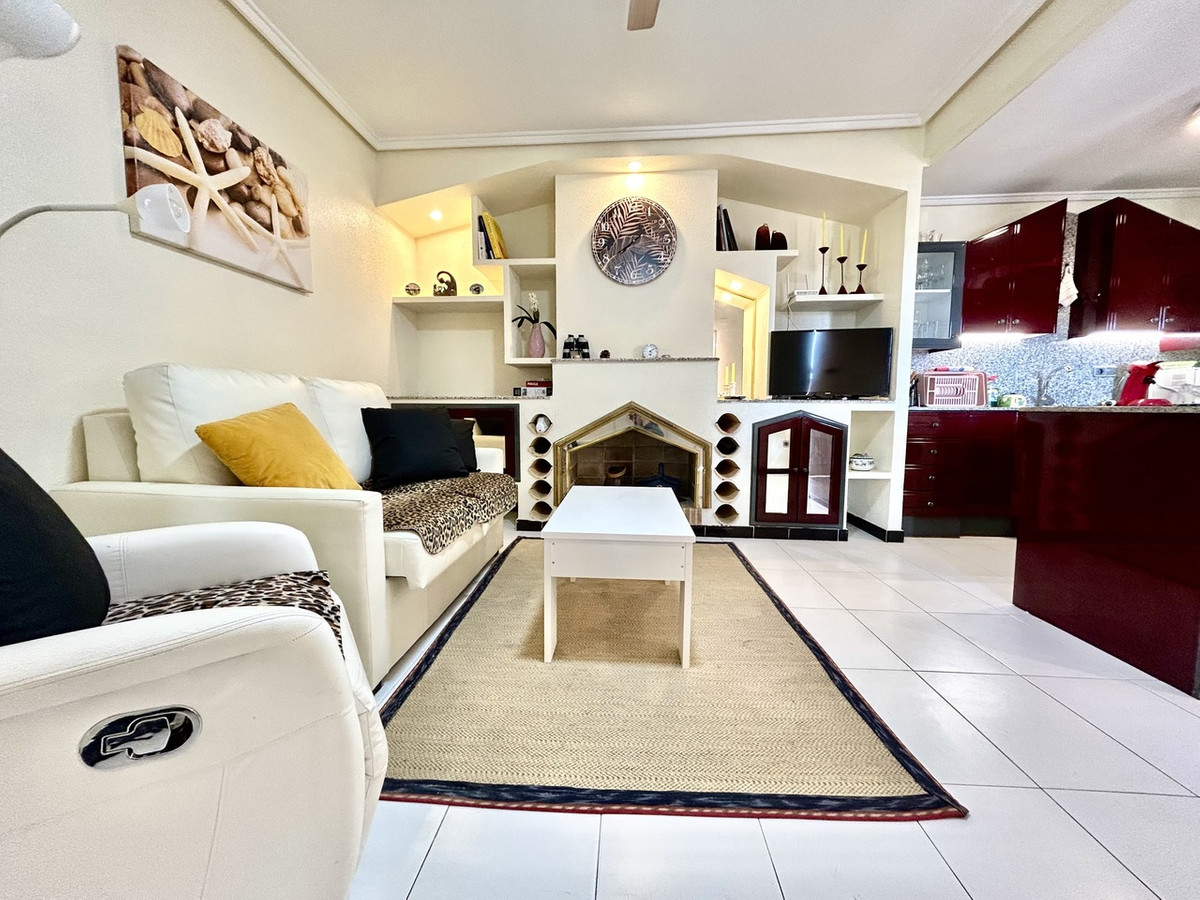 ShowFeedImage Apartment – Middle Floor Apartment in Orihuela