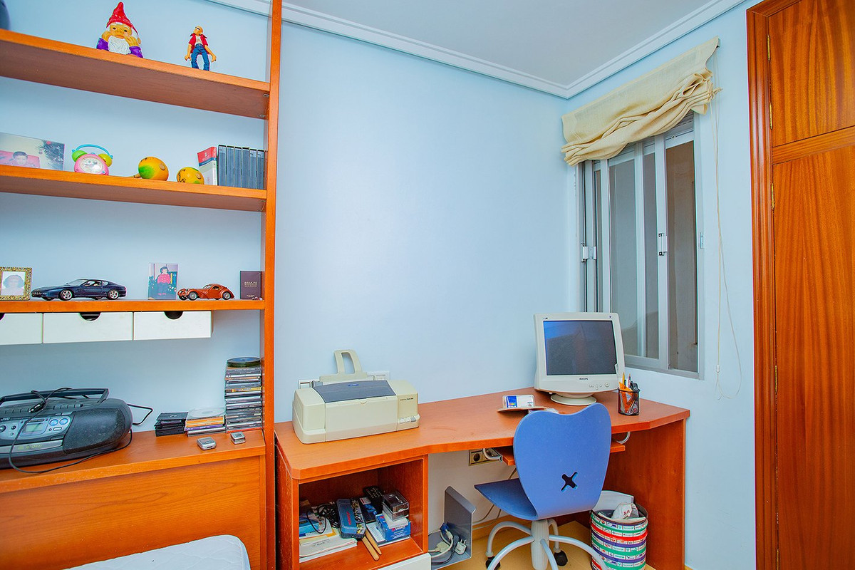 ShowFeedImage Apartment – Middle Floor Apartment in Torrevieja