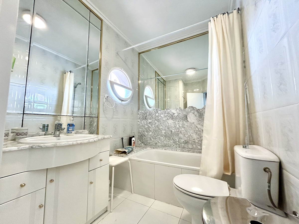 ShowFeedImage Apartment – Middle Floor Apartment in Orihuela