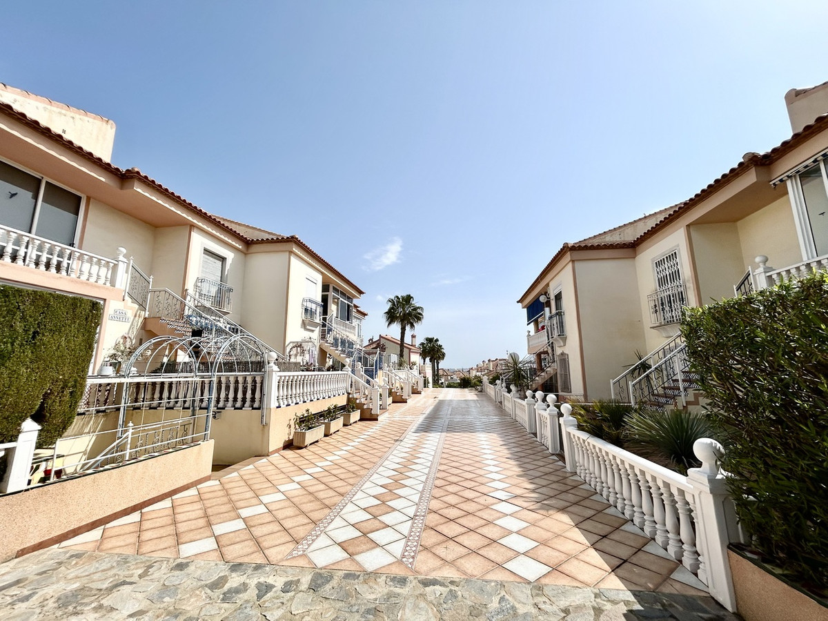 ShowFeedImage Apartment – Middle Floor Apartment in Orihuela