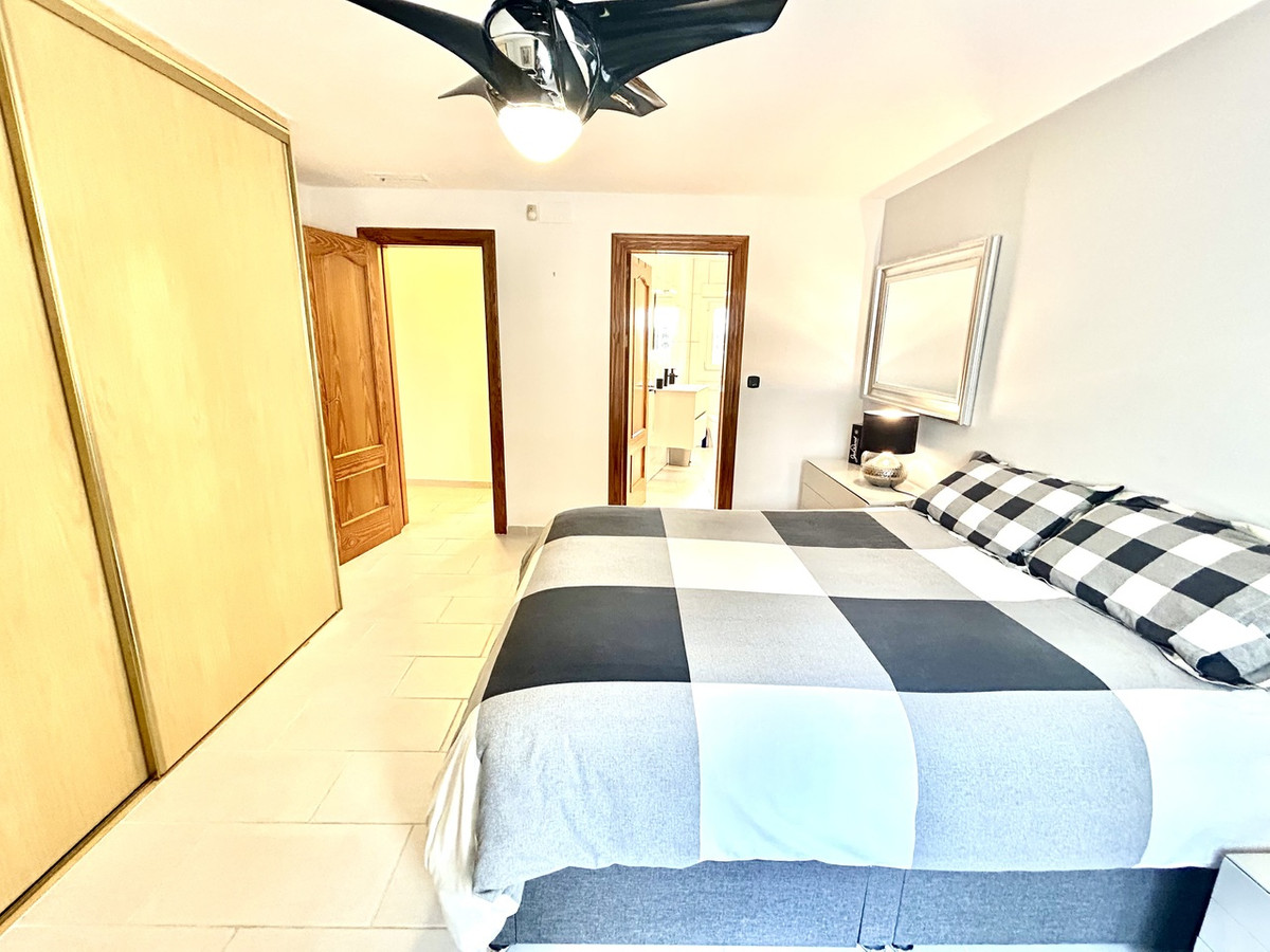 House – Detached Villa in Catral