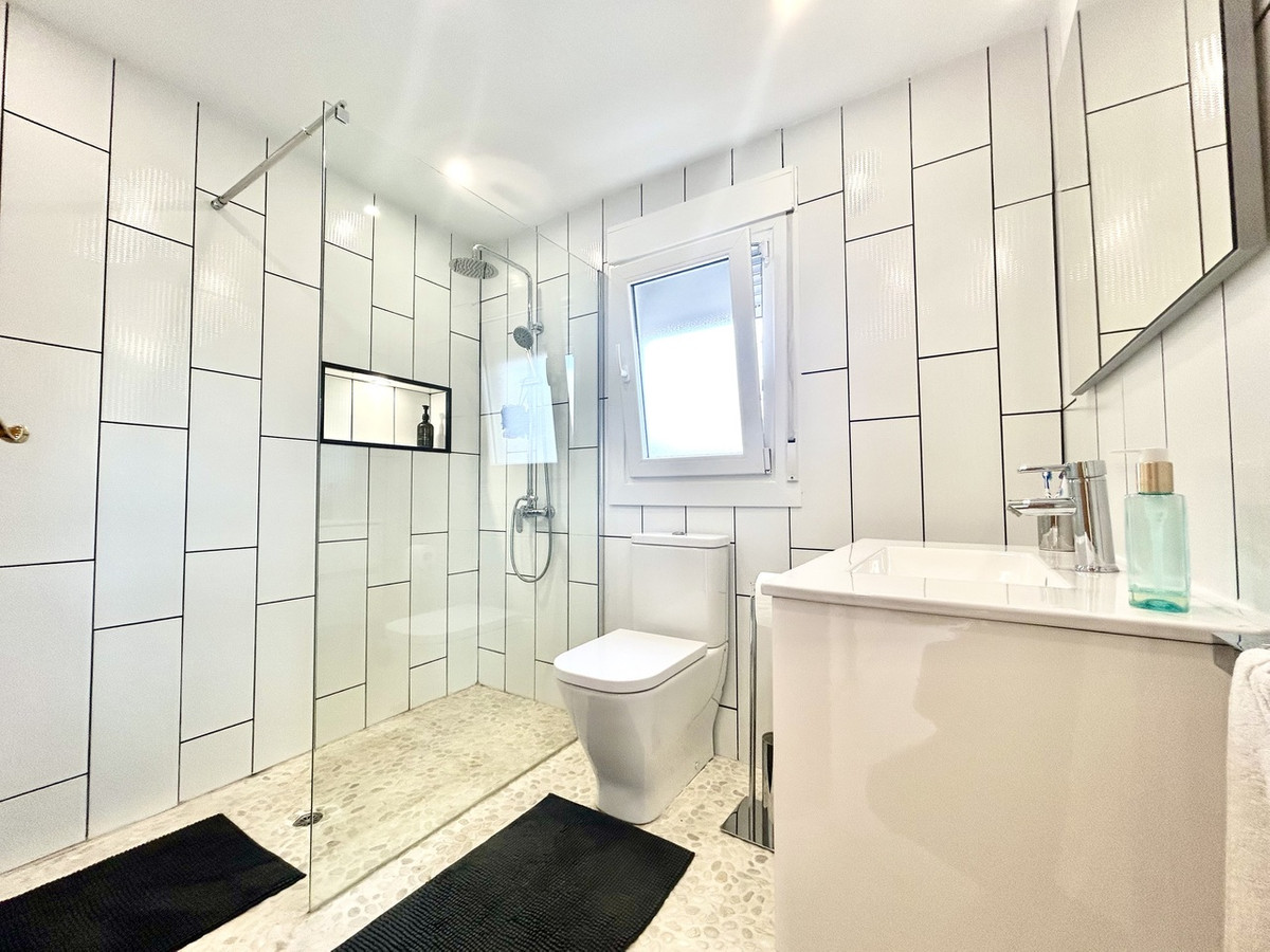 House – Detached Villa in Catral