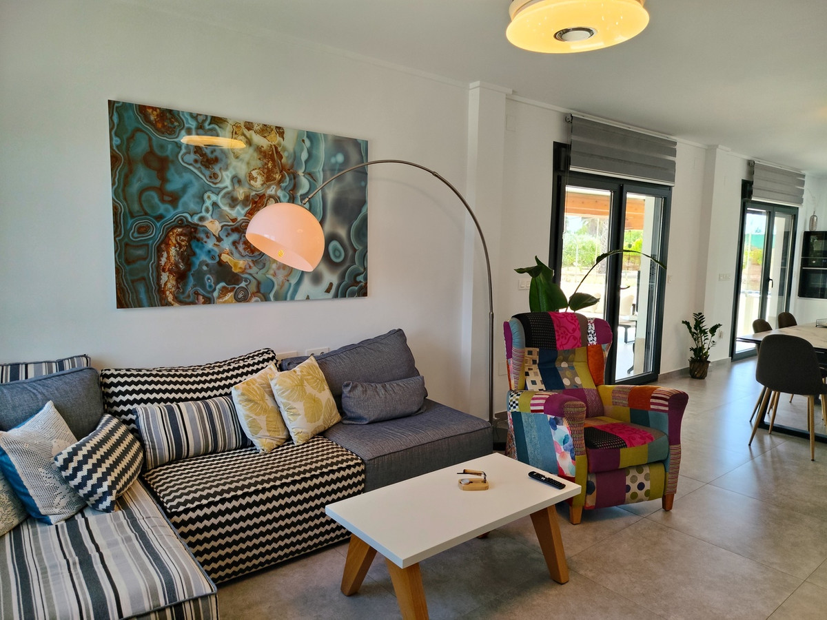 House – Detached Villa in Los Montesinos