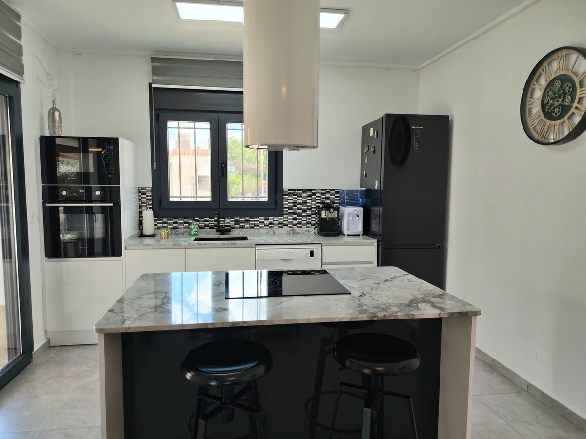 House – Detached Villa in Los Montesinos