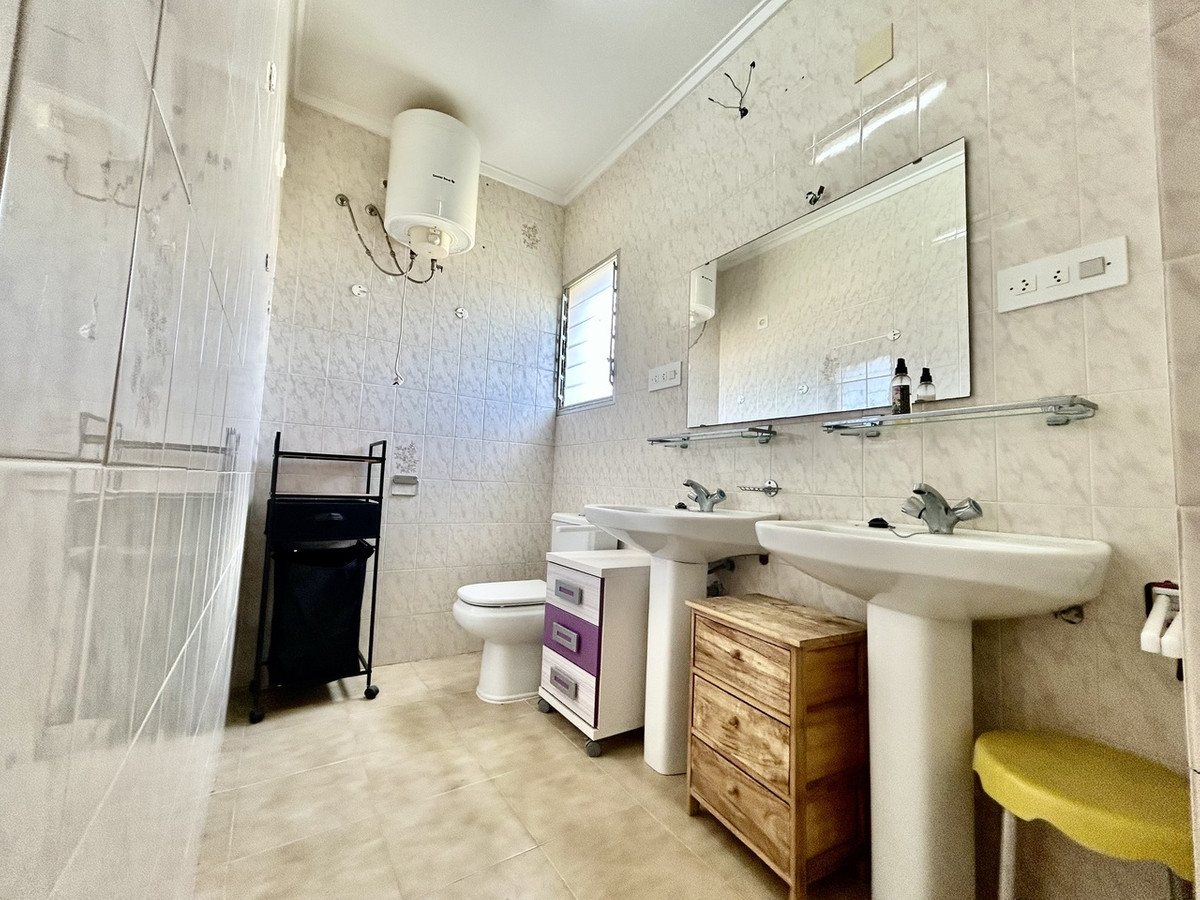 House – Detached Villa in Los Montesinos