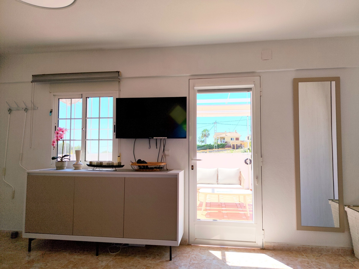 ShowFeedImage House – Detached Villa in Orihuela