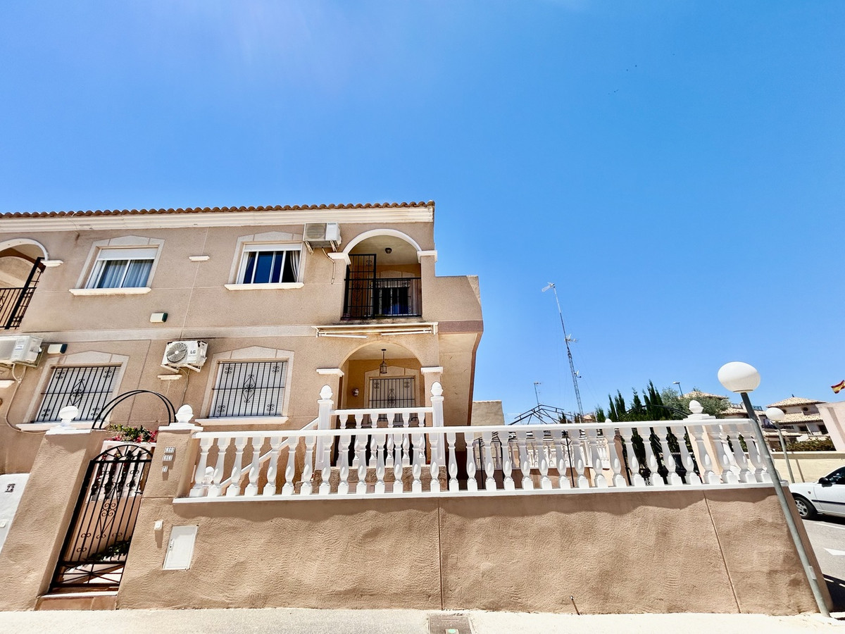 ShowFeedImage Apartment – Penthouse in Orihuela