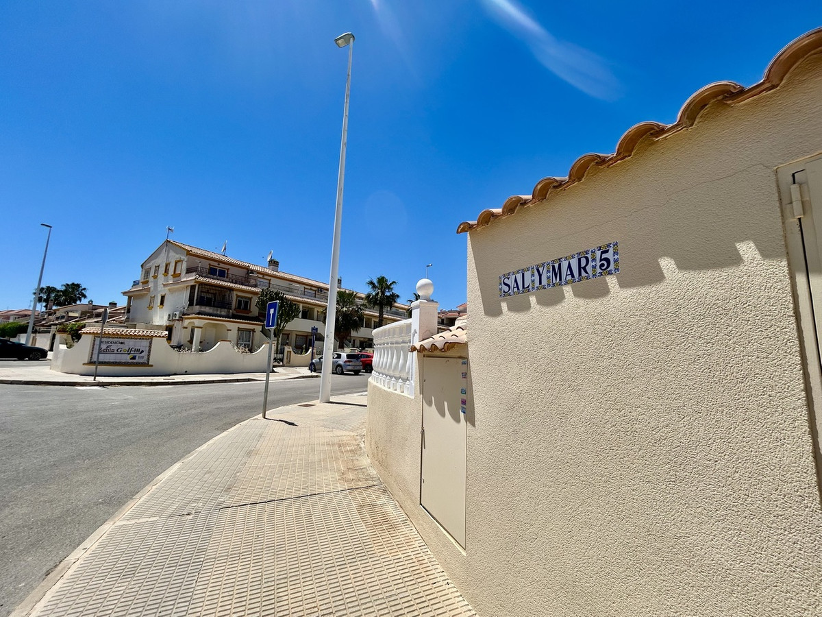 ShowFeedImage Apartment – Penthouse in Orihuela