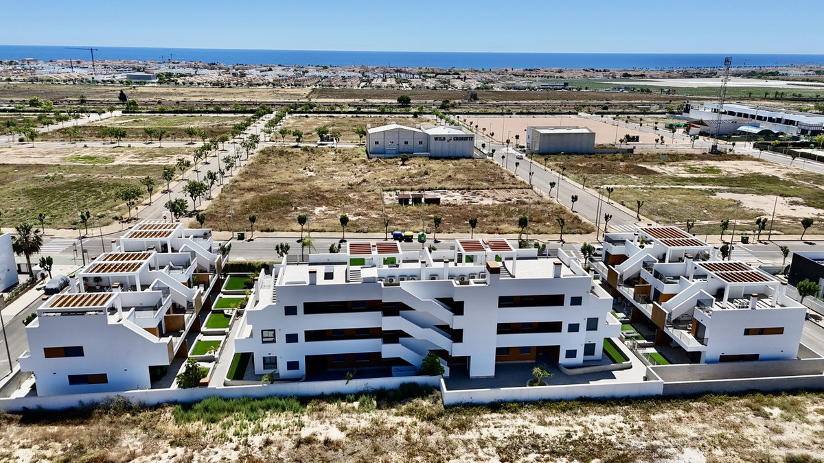 ShowFeedImage Apartment – Middle Floor Apartment in Pilar de la Horadada