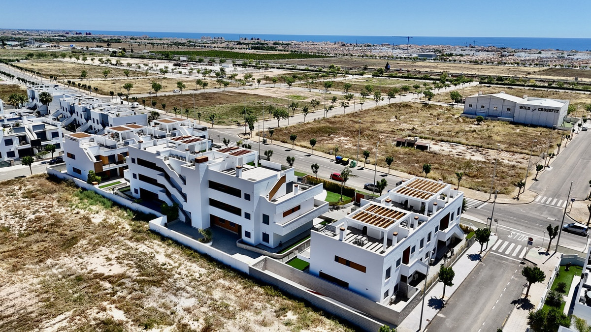 ShowFeedImage Apartment – Middle Floor Apartment in Pilar de la Horadada