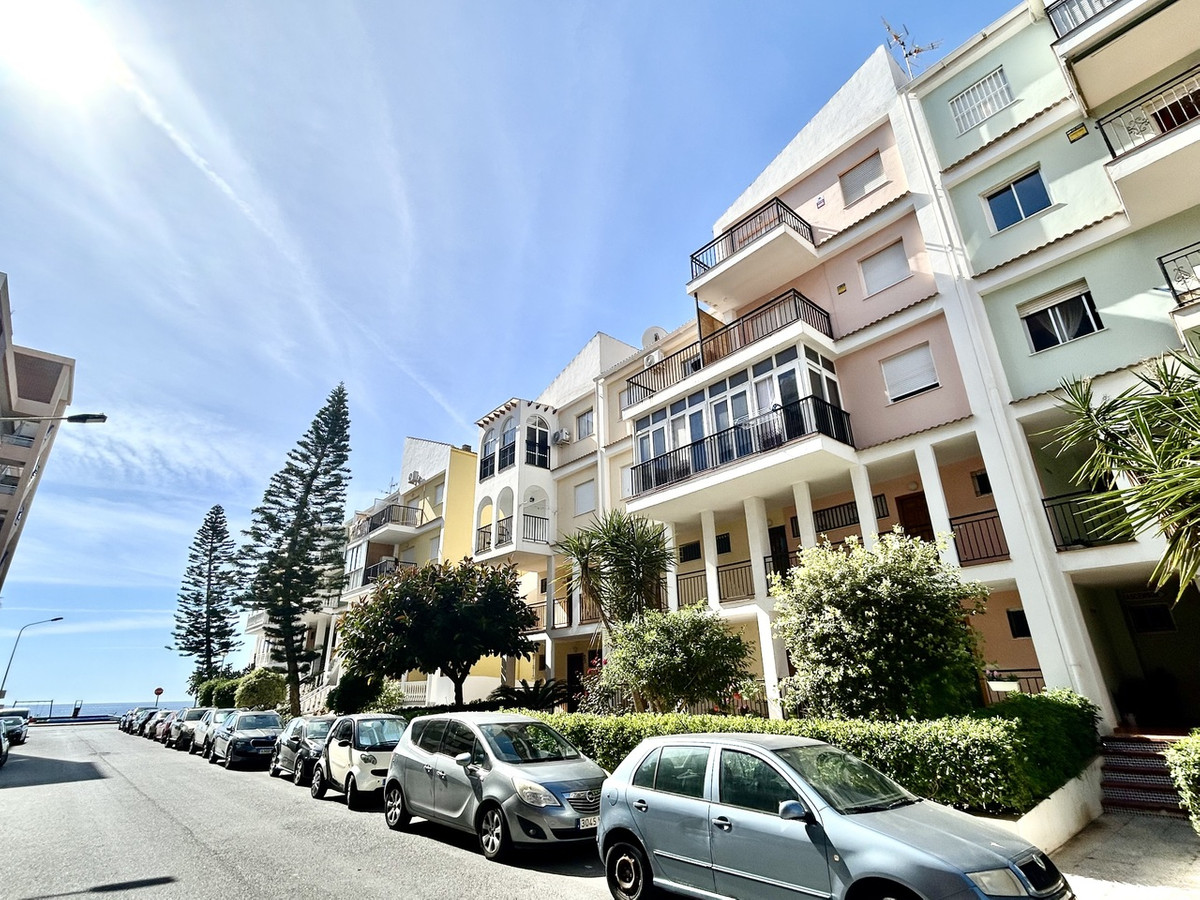 Apartment – Middle Floor Apartment in Torrevieja