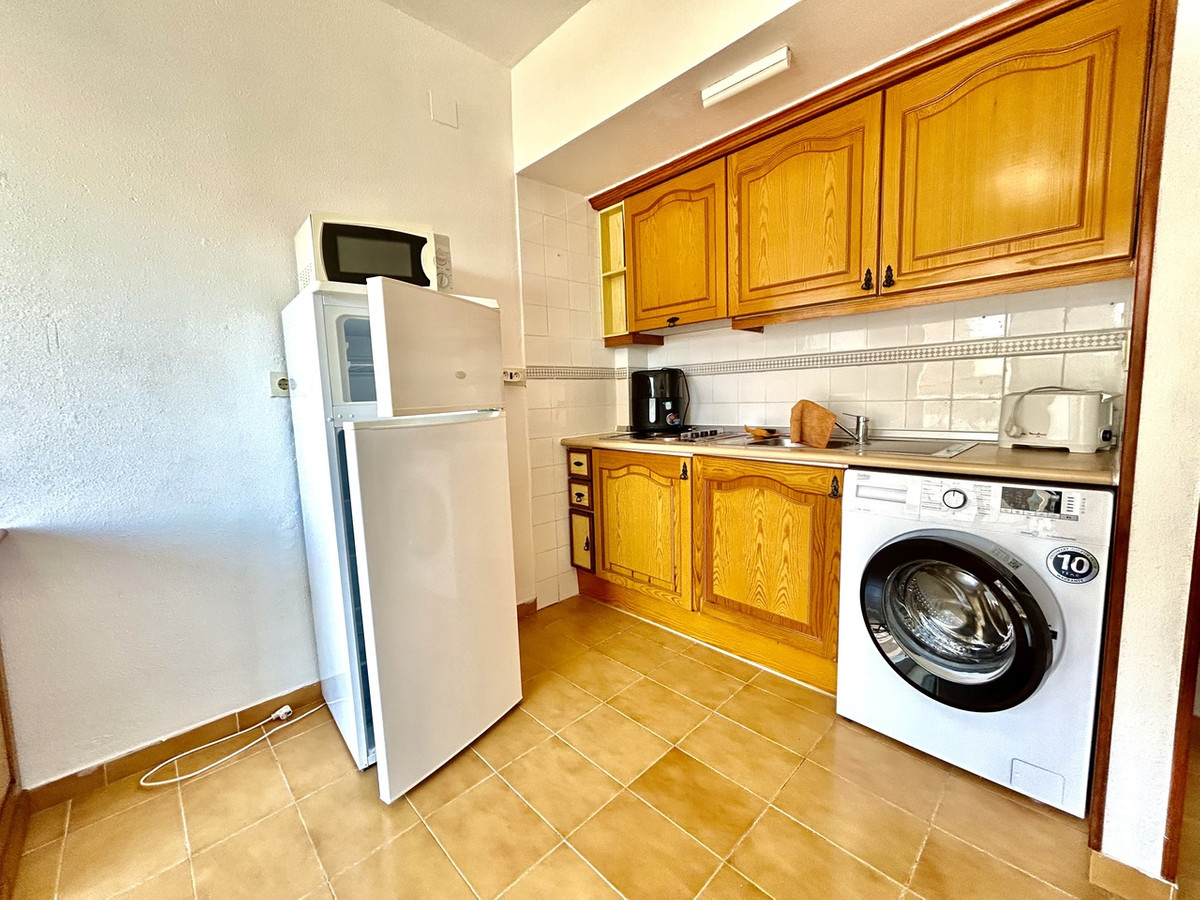 Apartment – Middle Floor Apartment in Torrevieja