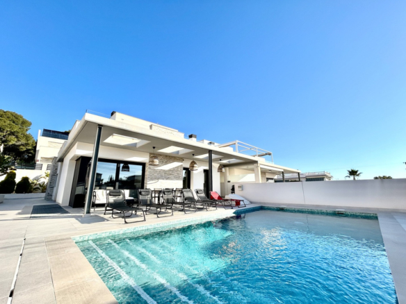 House – Detached Villa in Orihuela