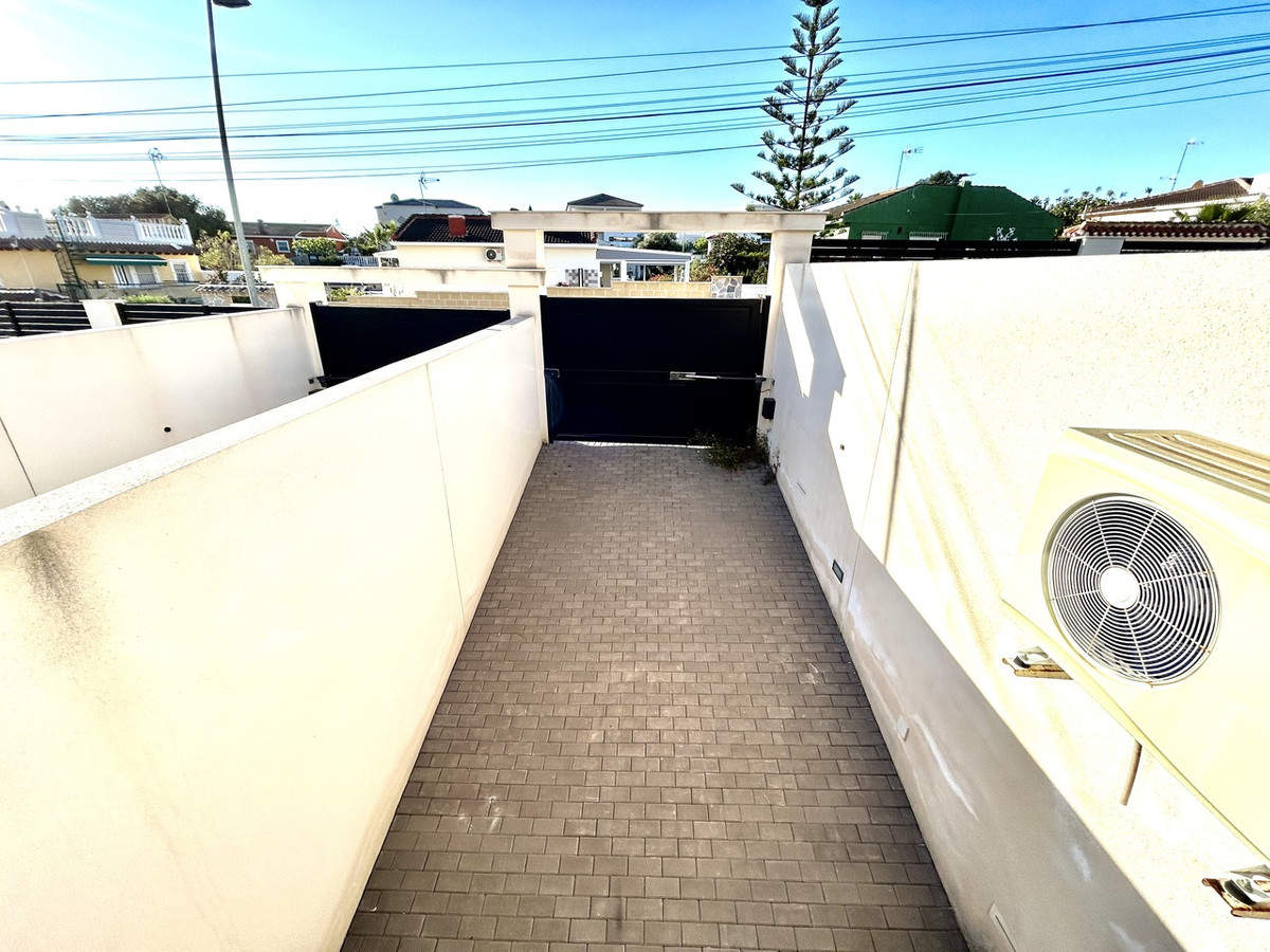 House – Detached Villa in Orihuela