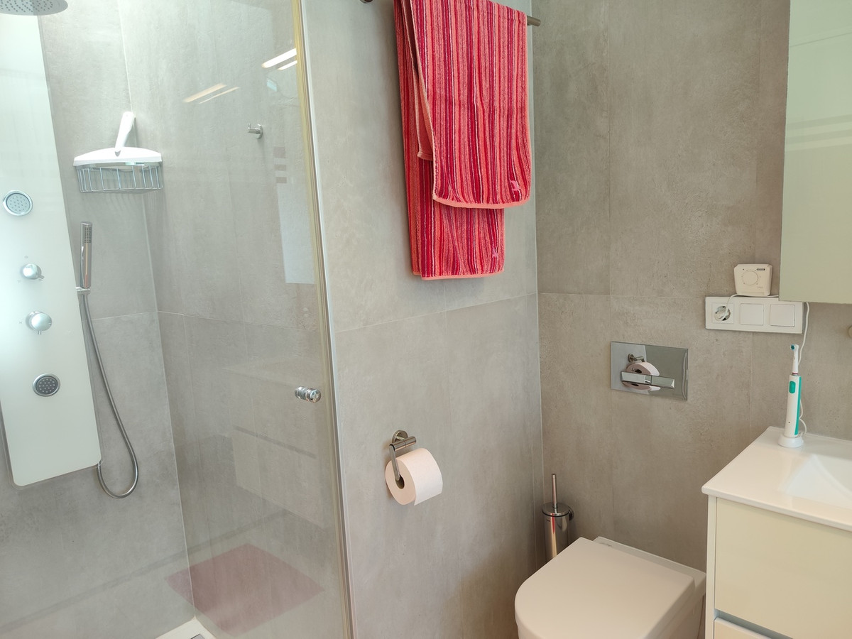 ShowFeedImage House – Detached Villa in San Miguel de Salinas