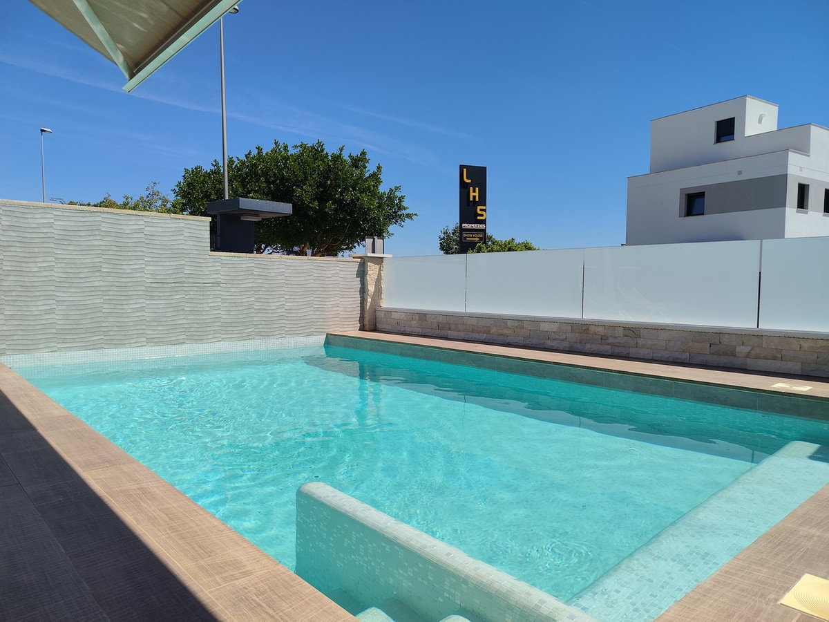ShowFeedImage House – Detached Villa in San Miguel de Salinas