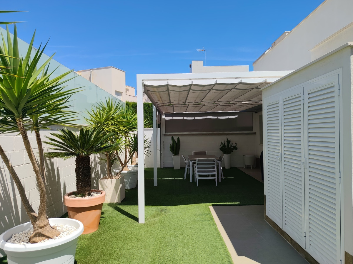ShowFeedImage House – Detached Villa in San Miguel de Salinas