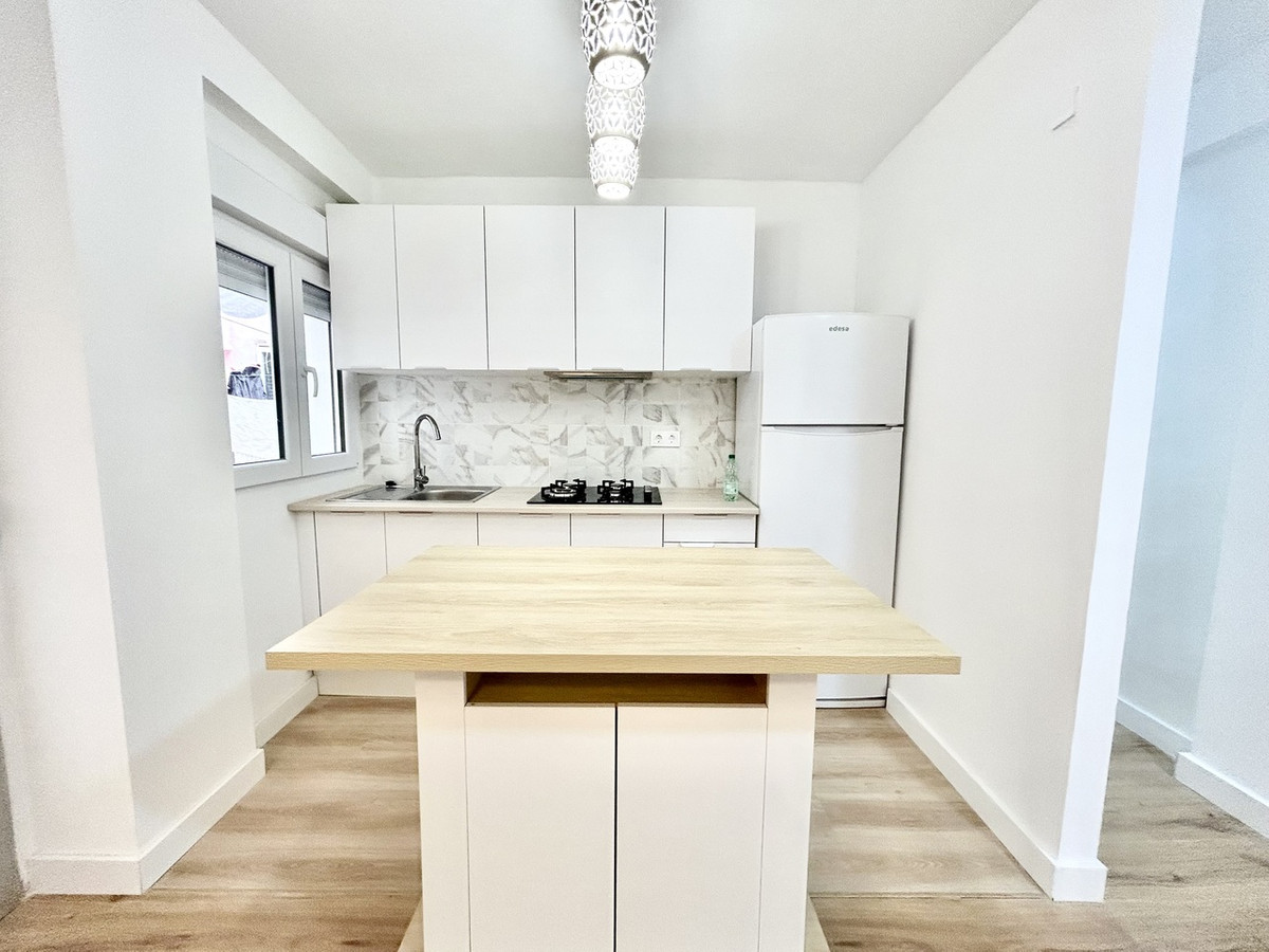 ShowFeedImage Apartment – Middle Floor Apartment in Torrevieja