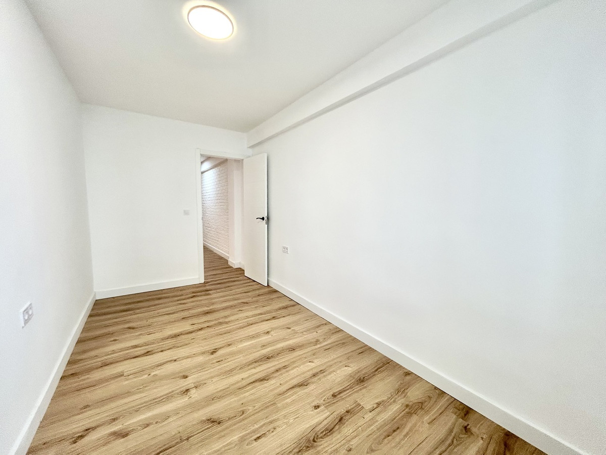 ShowFeedImage Apartment – Middle Floor Apartment in Torrevieja
