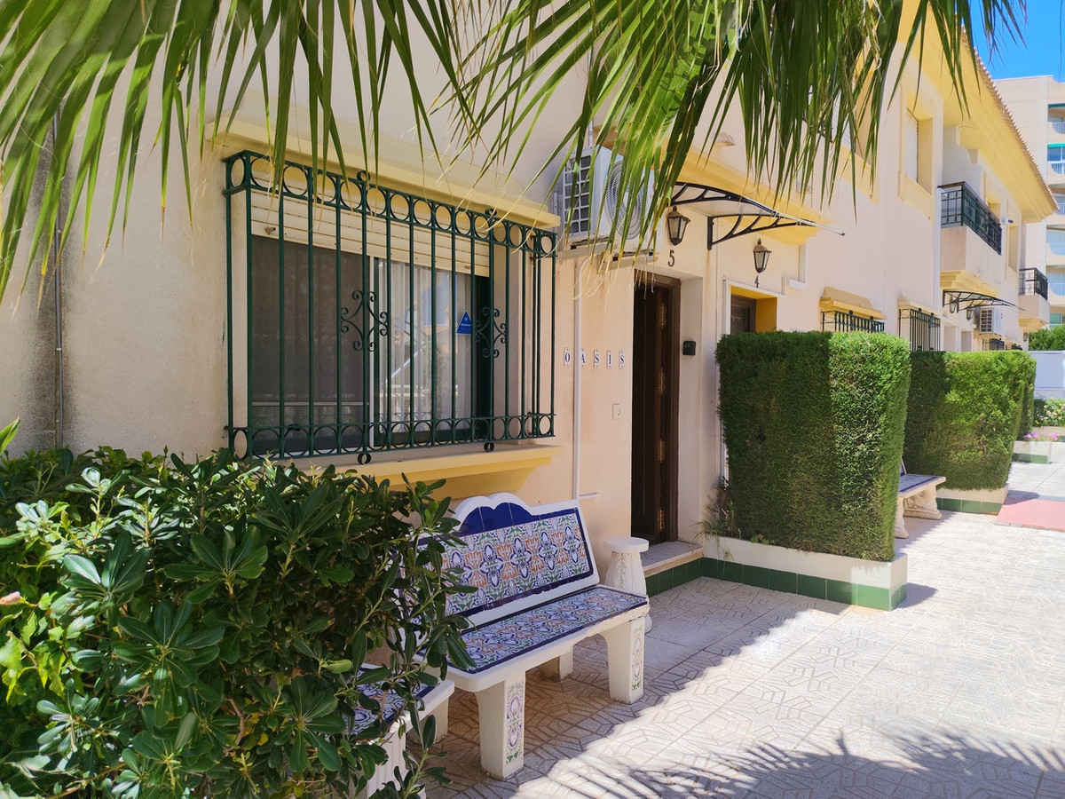 ShowFeedImage House – Townhouse in Orihuela