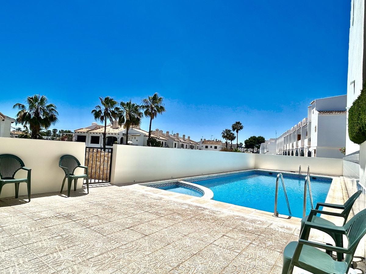 ShowFeedImage House – Townhouse in Orihuela