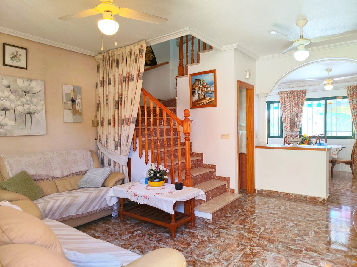 ShowFeedImage House – Townhouse in Orihuela
