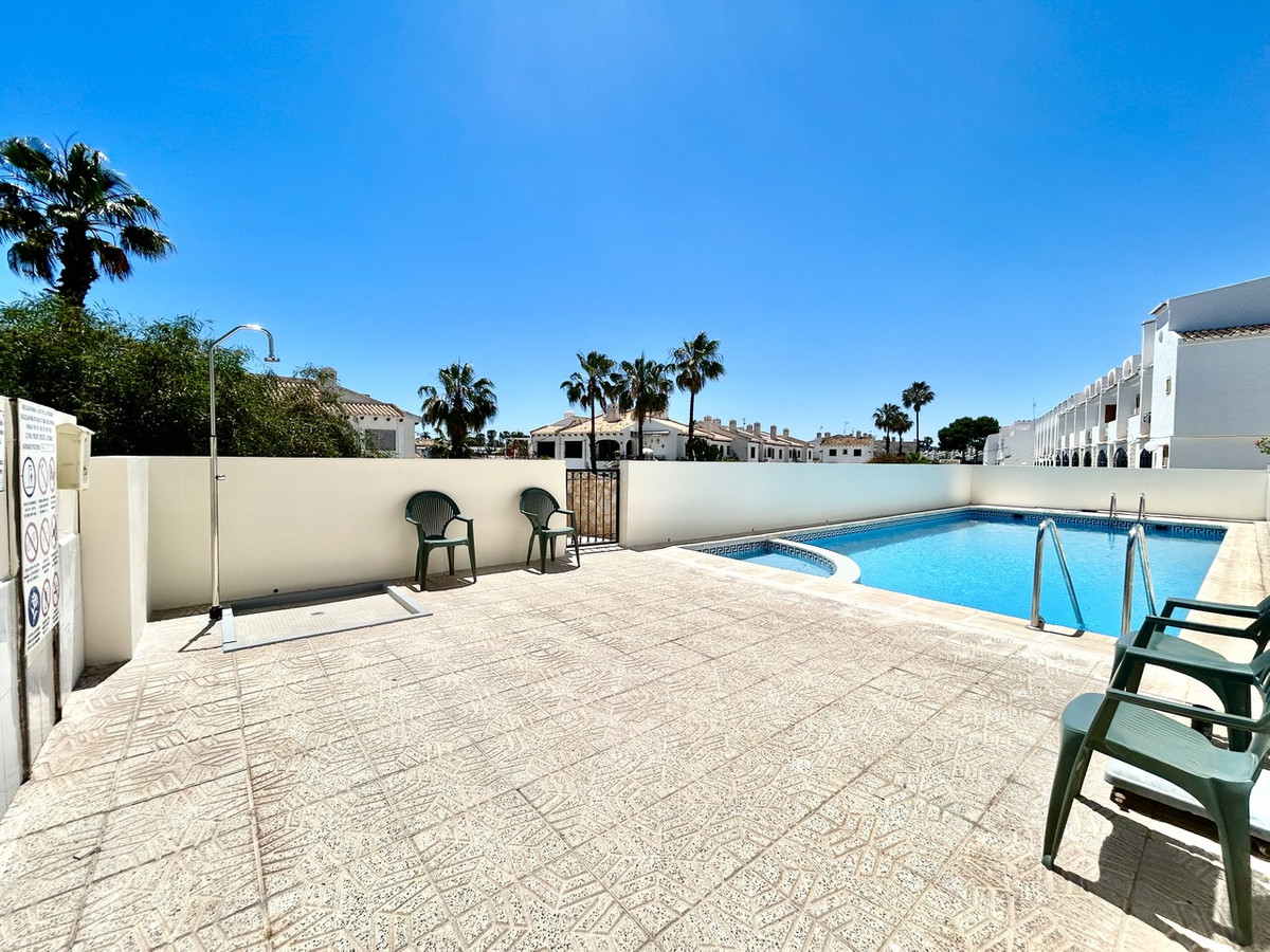 ShowFeedImage House – Townhouse in Orihuela