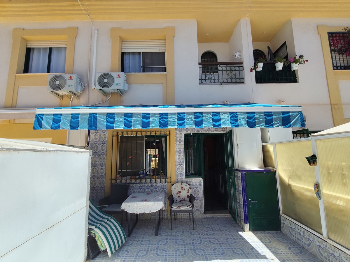 ShowFeedImage House – Townhouse in Orihuela