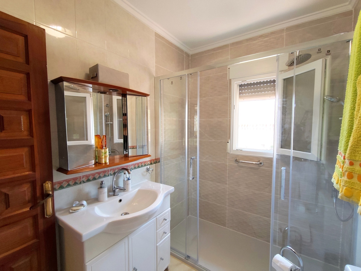 ShowFeedImage House – Detached Villa in Rojales