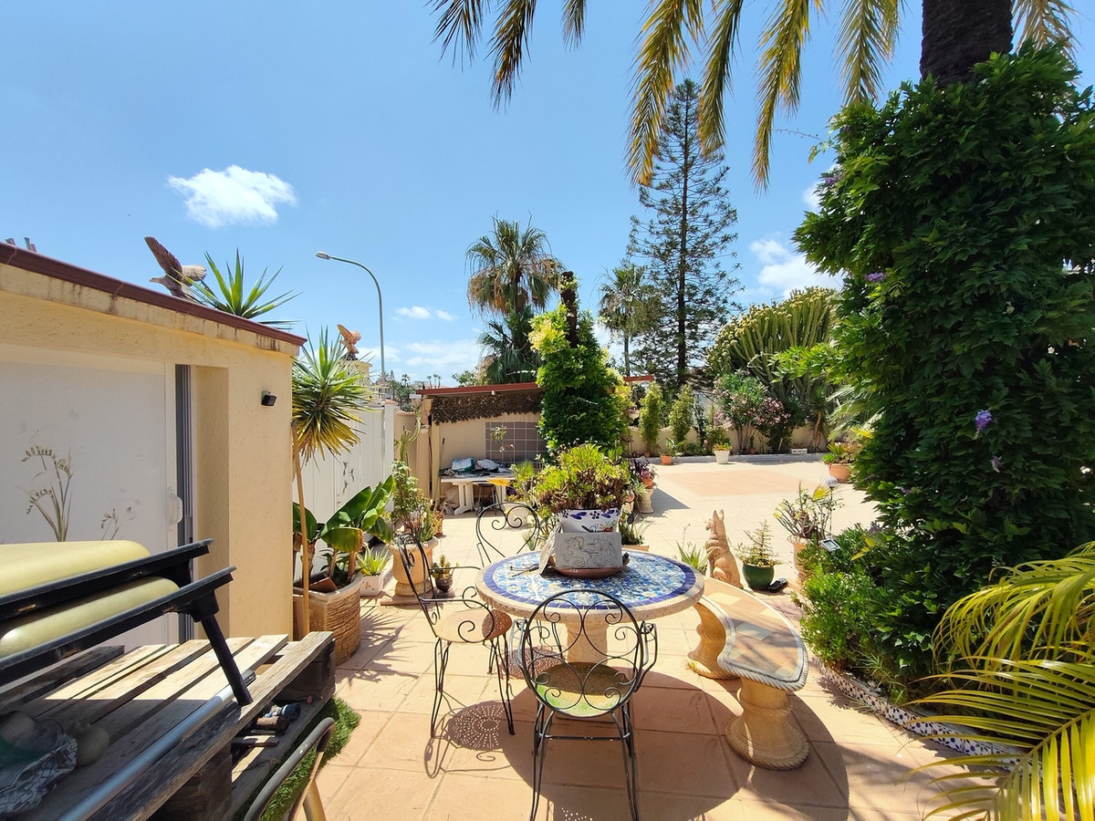 ShowFeedImage House – Detached Villa in Rojales