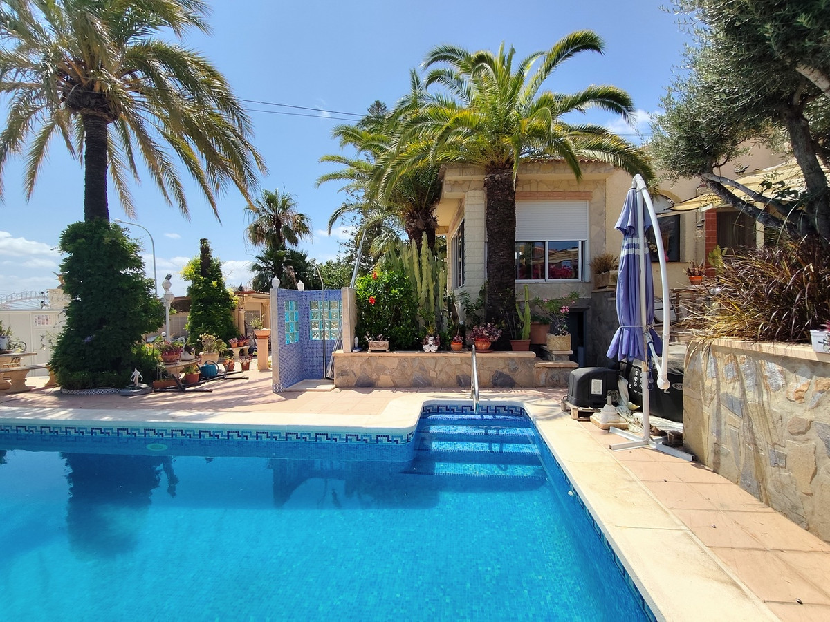 ShowFeedImage House – Detached Villa in Rojales