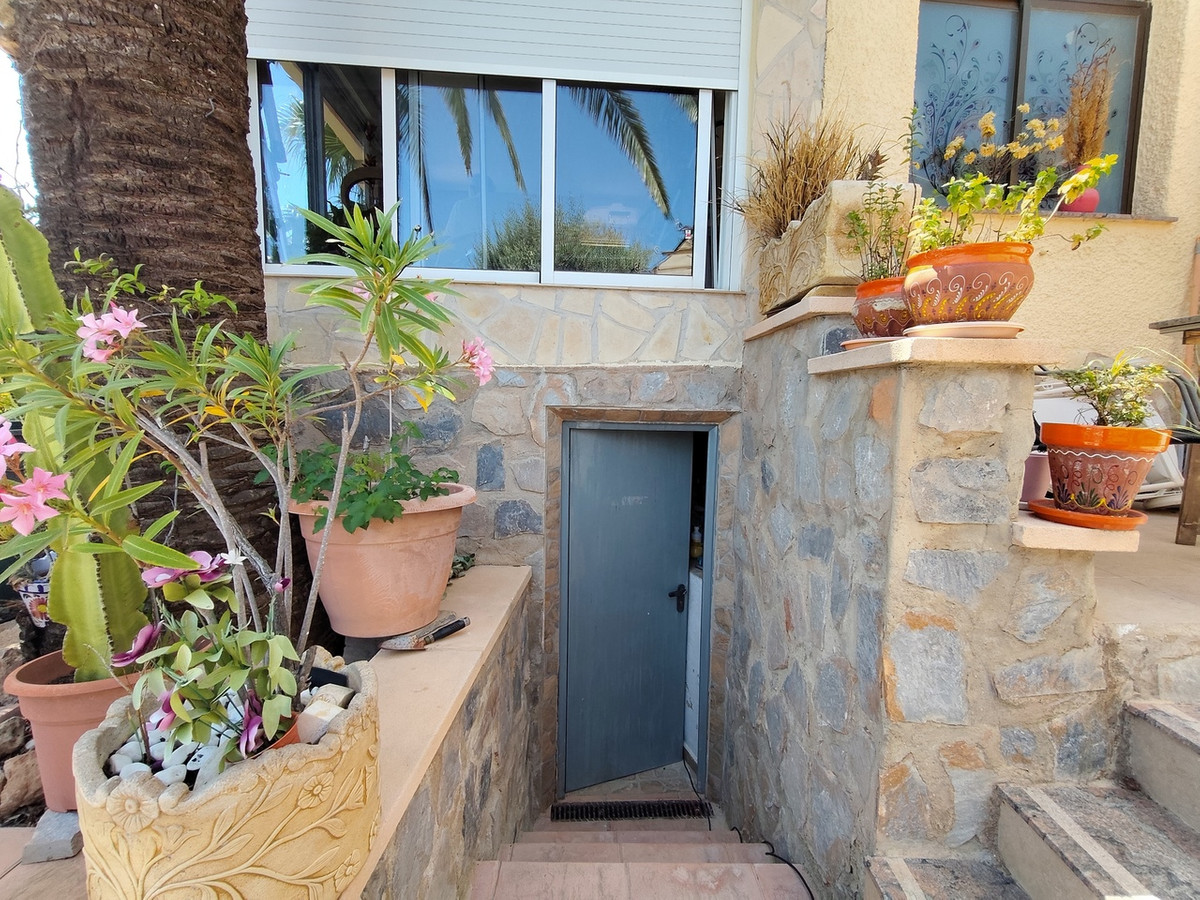 ShowFeedImage House – Detached Villa in Rojales