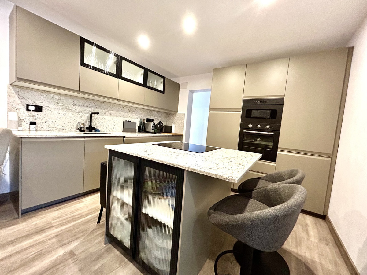 House – Townhouse in San Miguel de Salinas