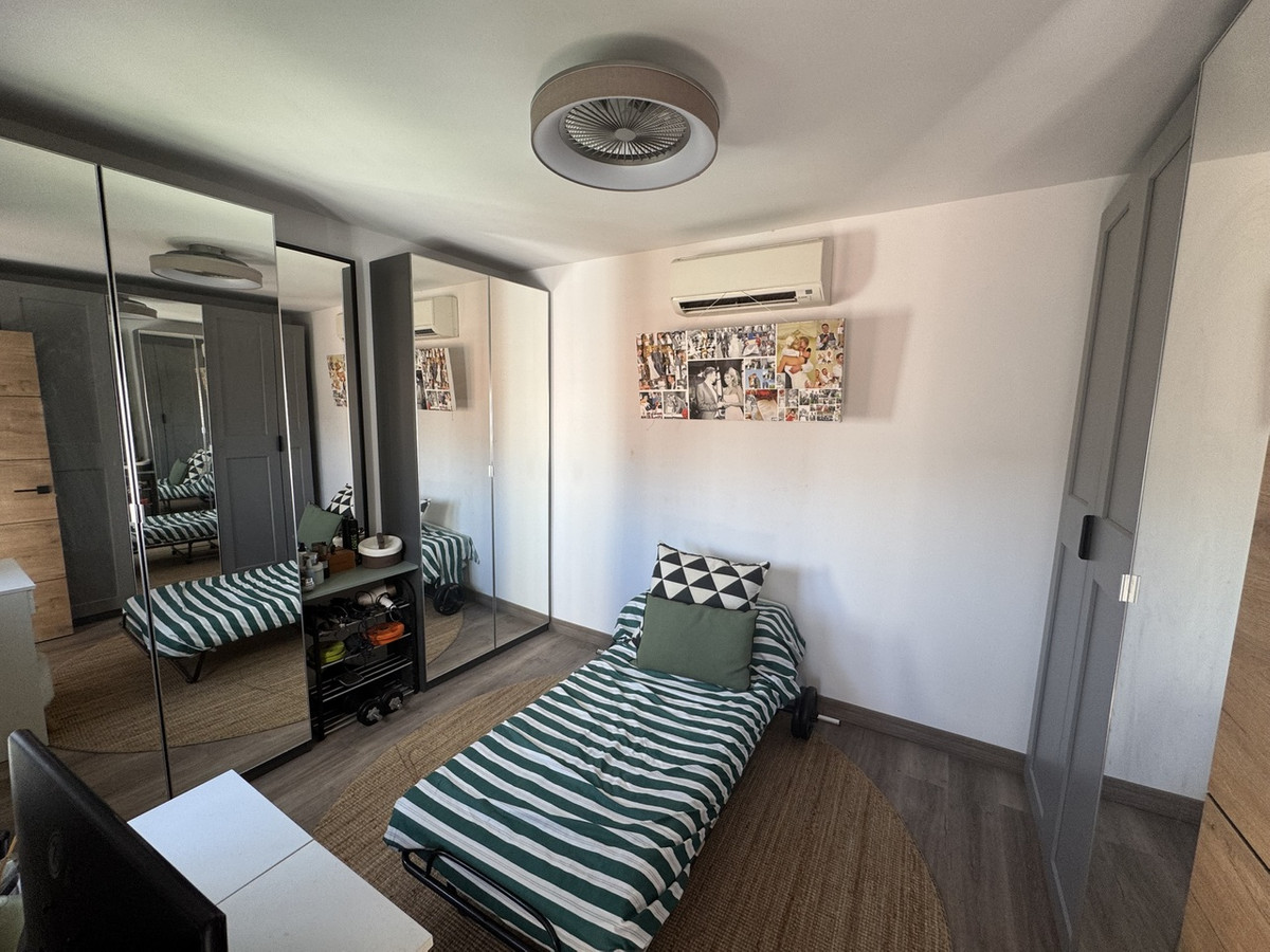 House – Townhouse in San Miguel de Salinas