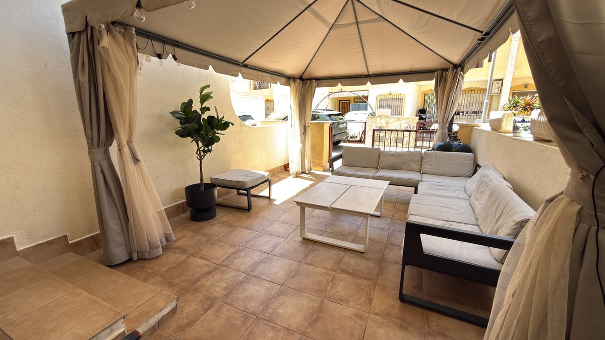 ShowFeedImage House – Townhouse in Orihuela
