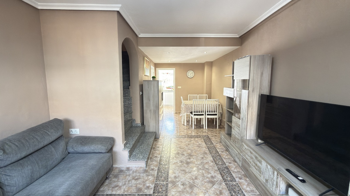ShowFeedImage House – Townhouse in Orihuela