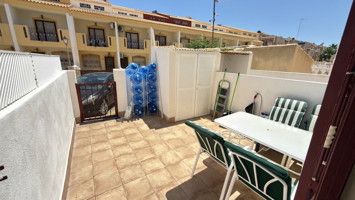 ShowFeedImage House – Townhouse in Orihuela